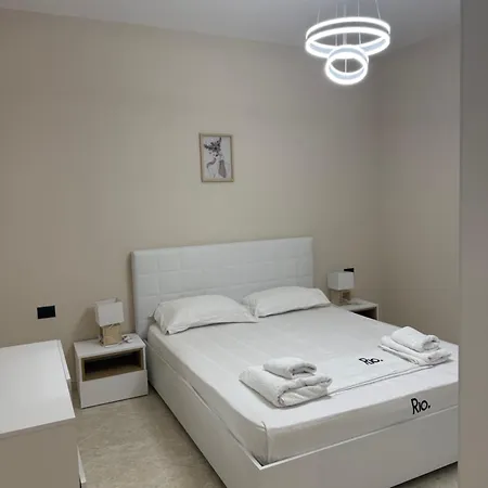 Rio Apartamento Sarandë